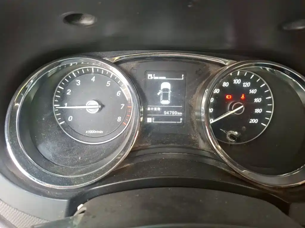Wuling Hongguang — миниатюра 8