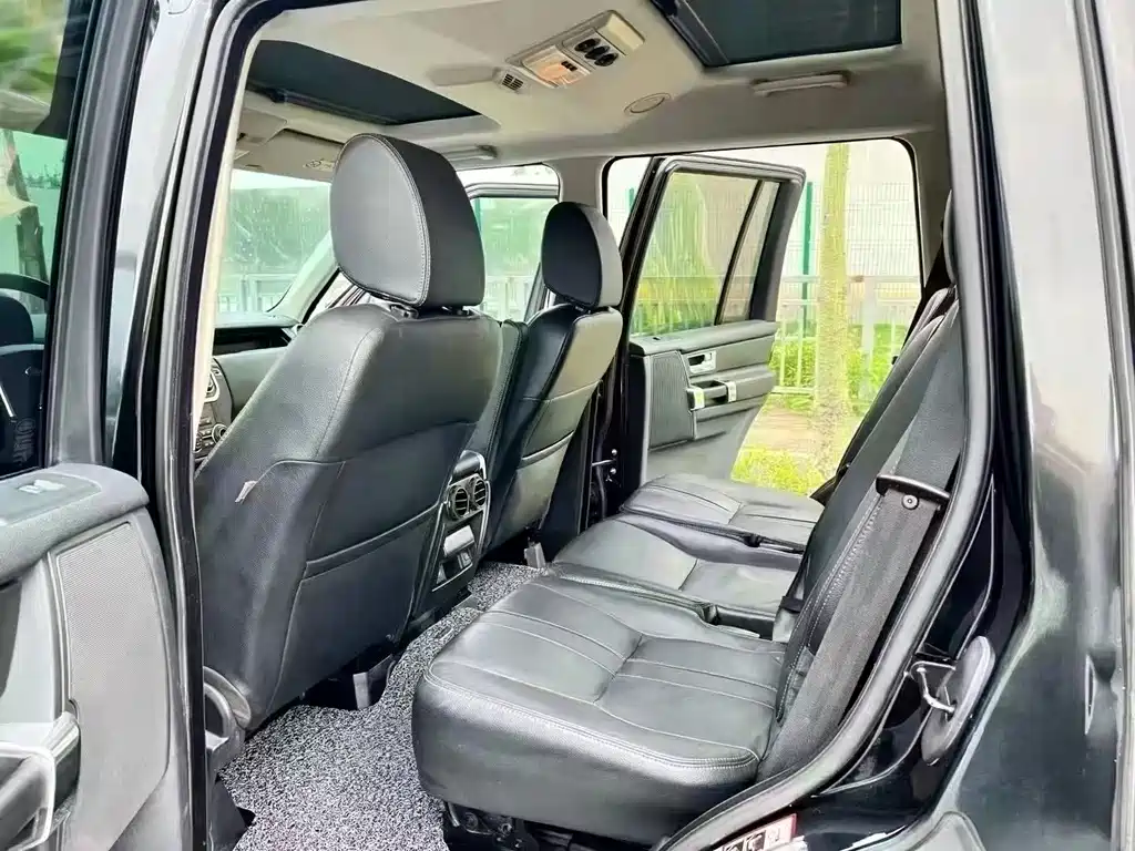 Land Rover Discovery — миниатюра 5