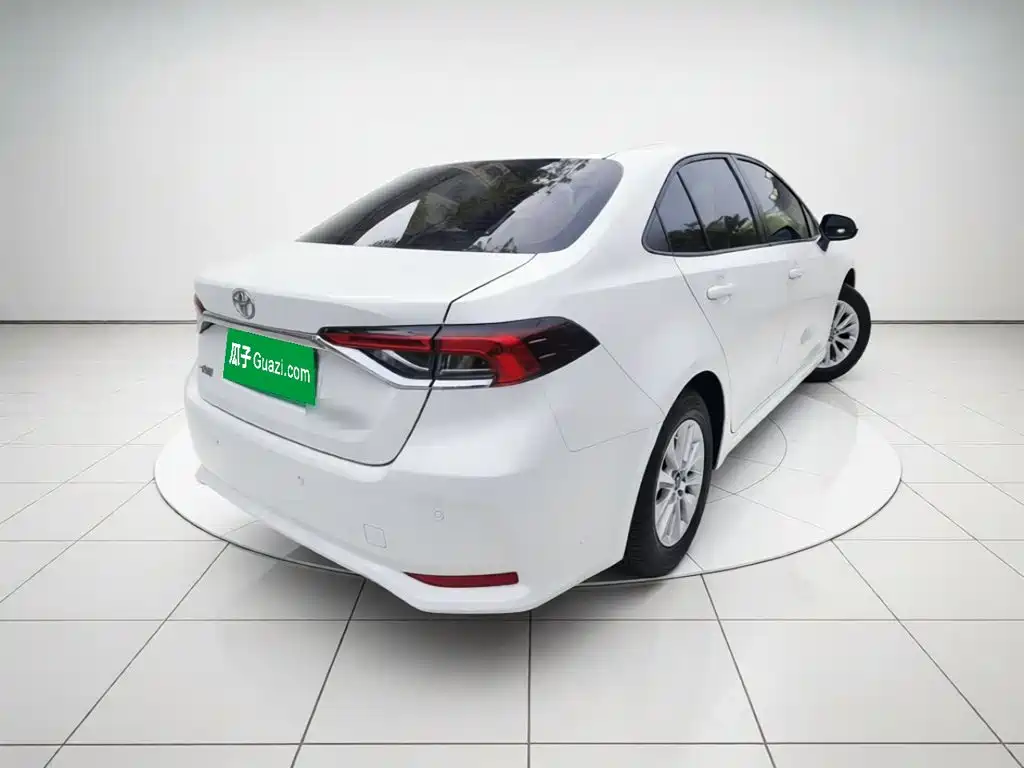 Toyota Corolla — миниатюра 4