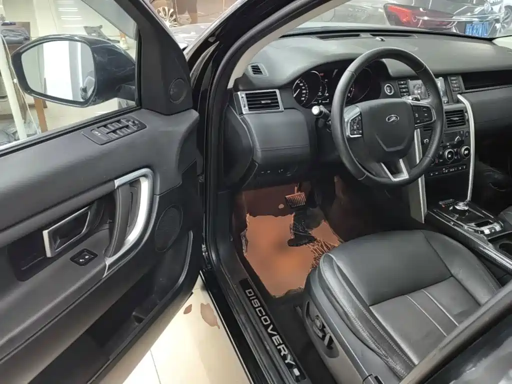 Land Rover Discovery Sport — миниатюра 16