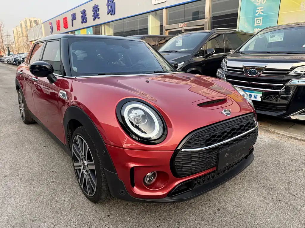 MINI CLUBMAN