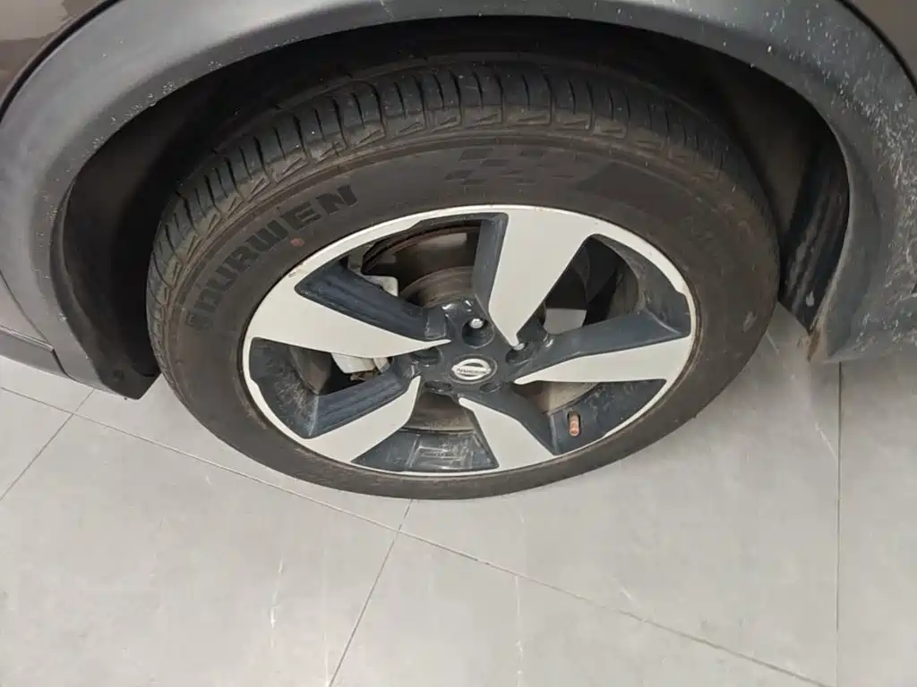 Nissan Qashqai — миниатюра 22