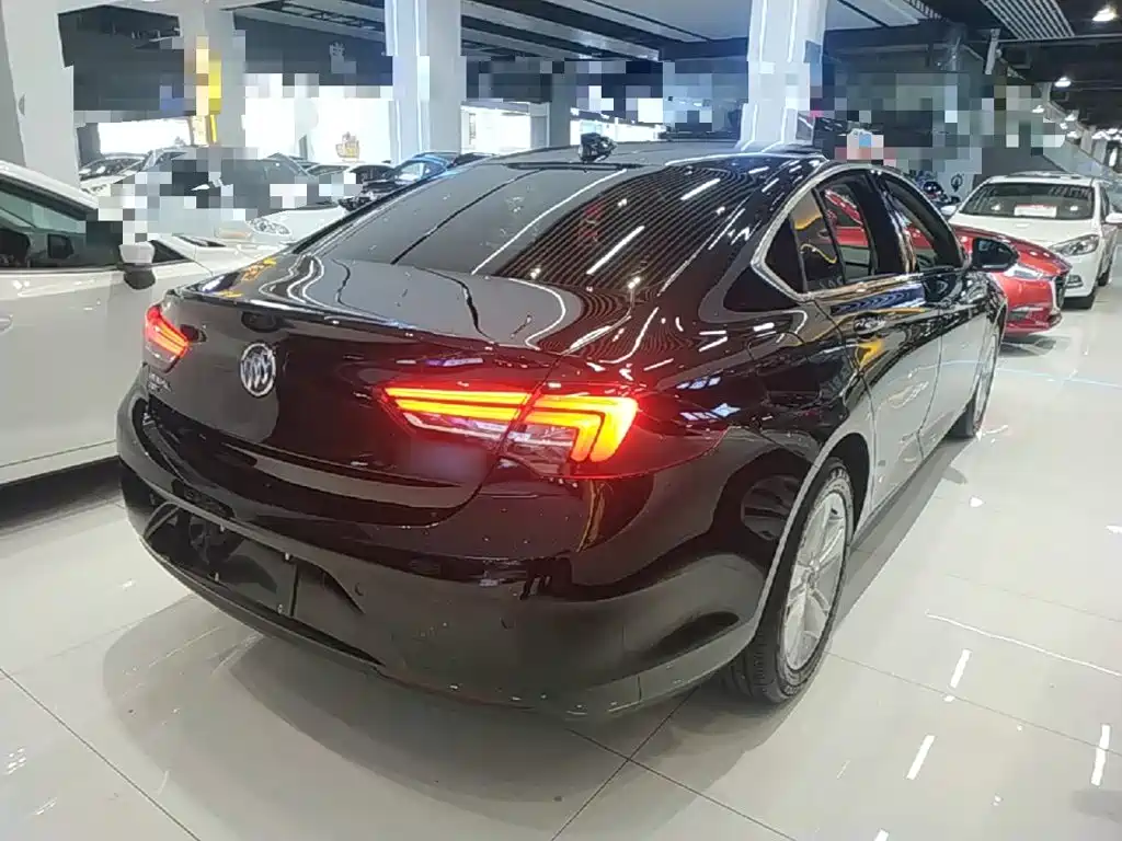Buick Regal — миниатюра 7
