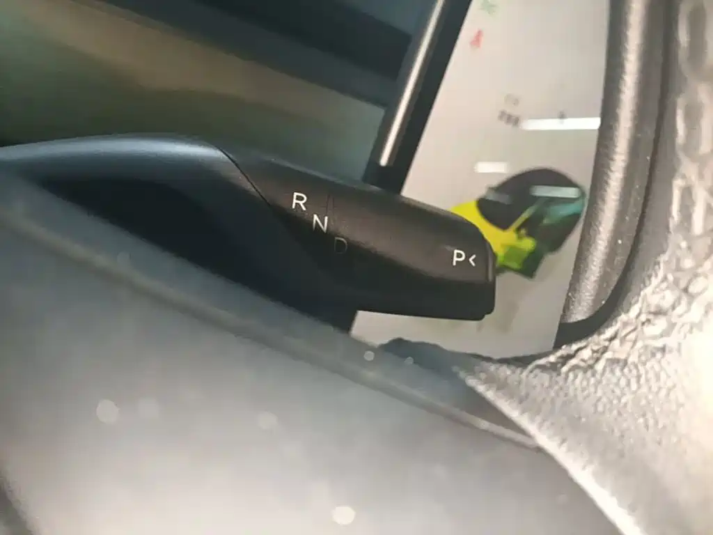 Tesla Model 3 — миниатюра 14