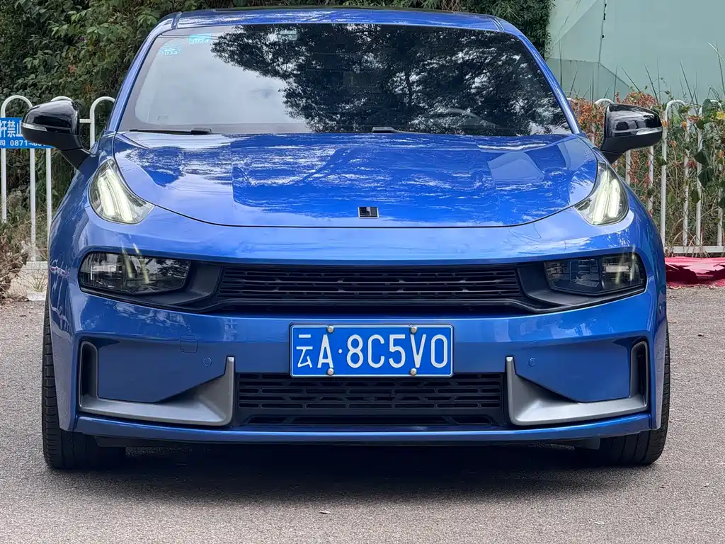 Lynk & Co 03 — миниатюра 12