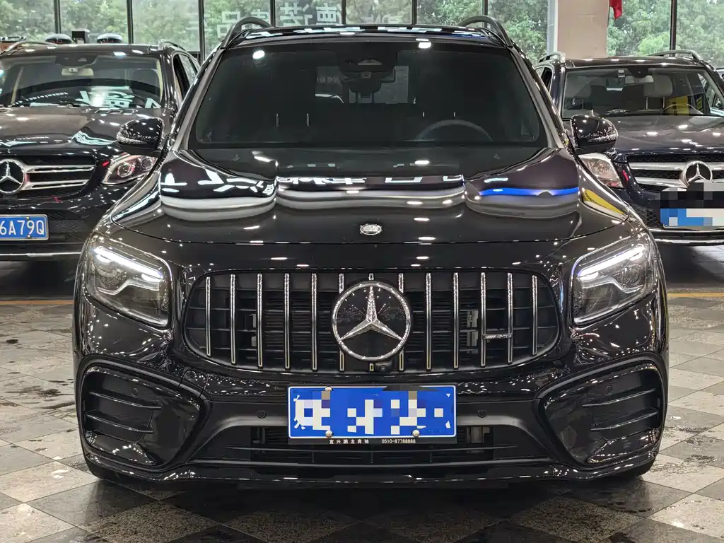 Mercedes-Benz GLB AMG — миниатюра 2