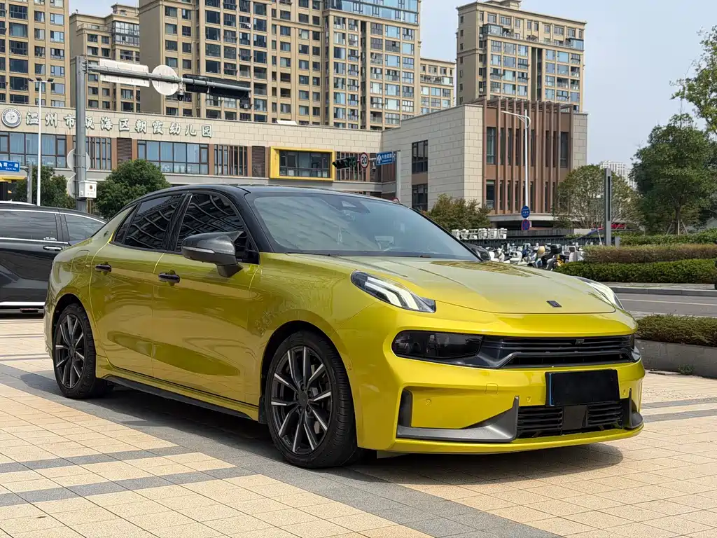 Lynk & Co 03 — миниатюра 3