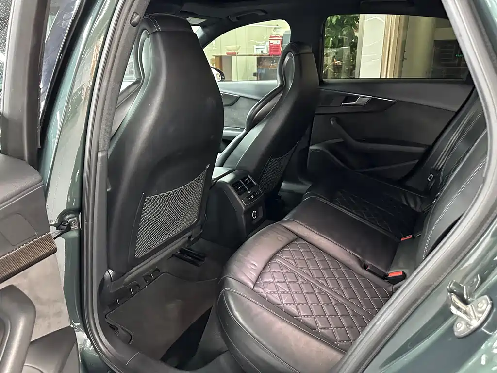 Audi S4 — миниатюра 10