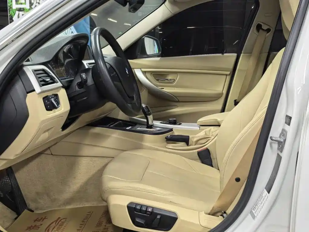 BMW 3 Series — миниатюра 8