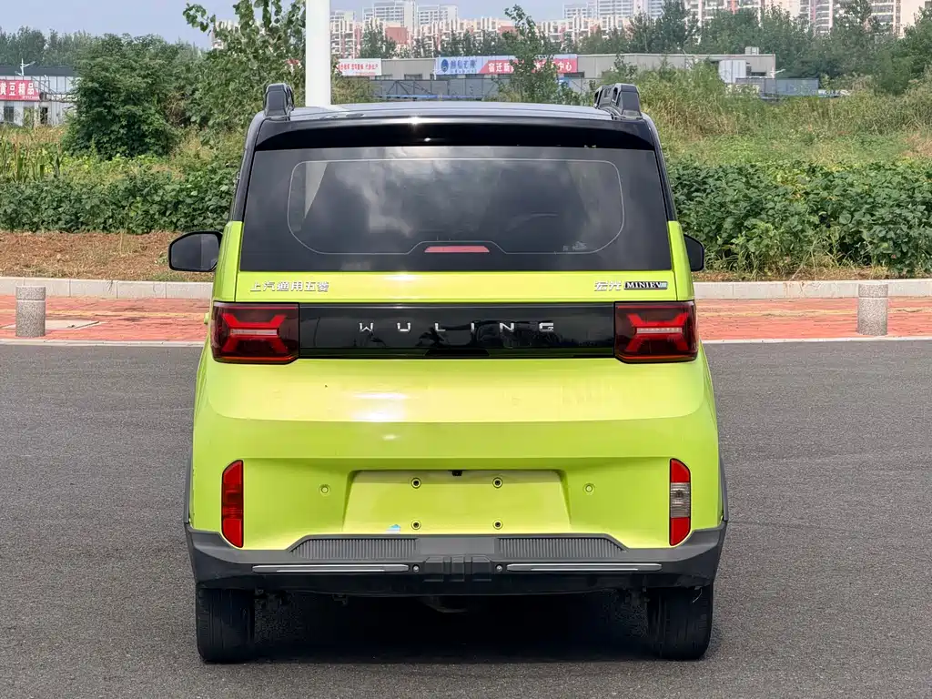 Wuling MINIEV — миниатюра 8