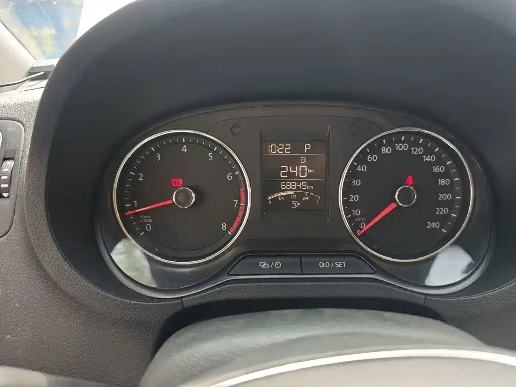 Volkswagen Polo — миниатюра 12