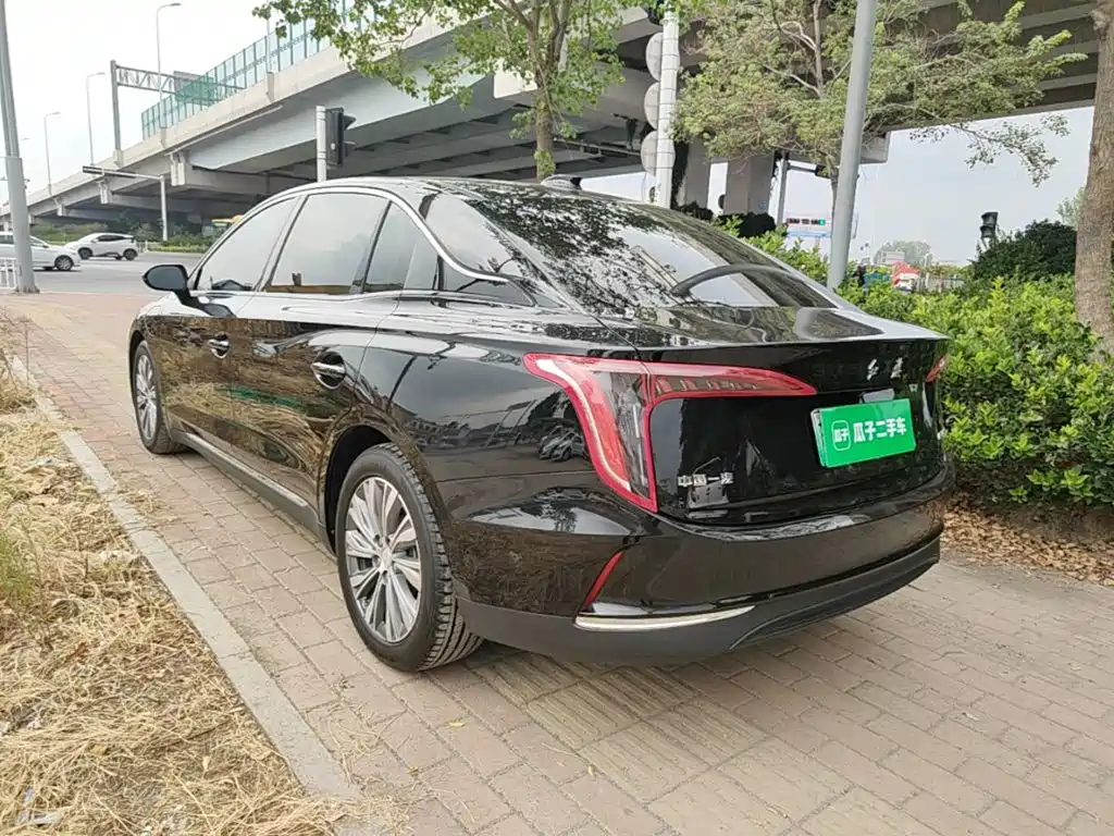 Hongqi Hongqi E-QM5 — миниатюра 5