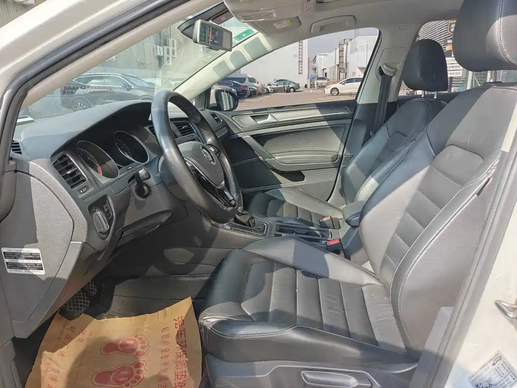 Volkswagen Golf — миниатюра 4