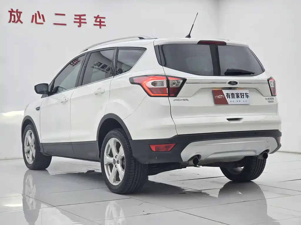 Ford Kuga — миниатюра 6