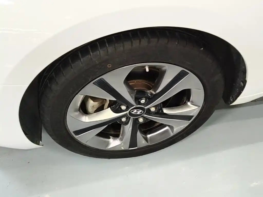 Hyundai Fista — миниатюра 25