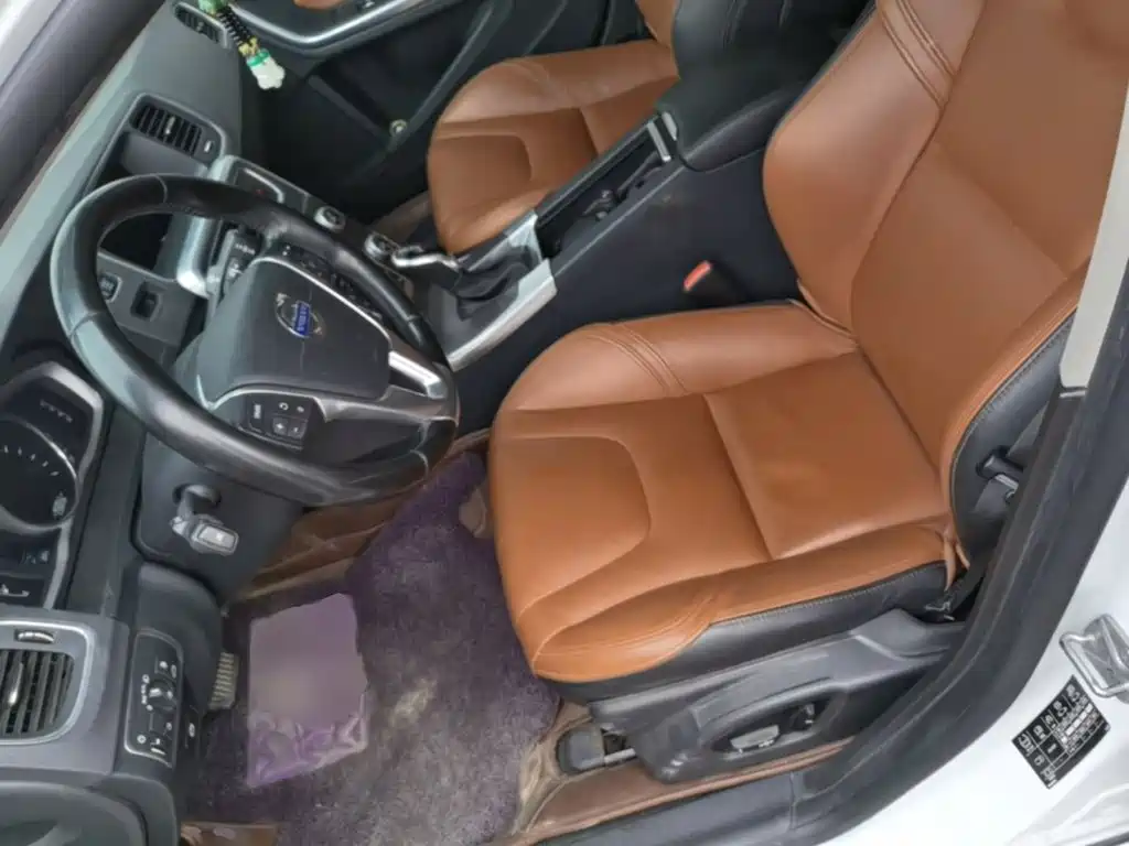 Volvo S60 — миниатюра 15