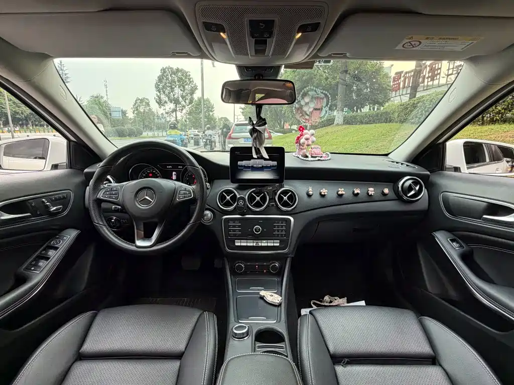 Mercedes-Benz GLA — миниатюра 13