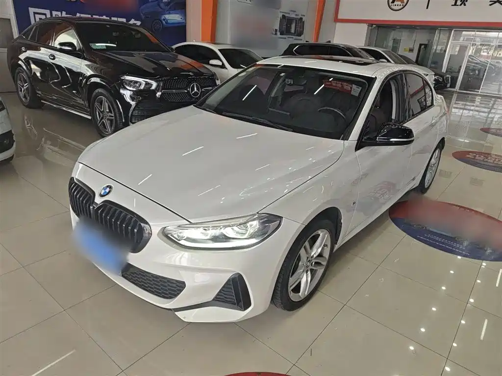 BMW 1 Series 2021