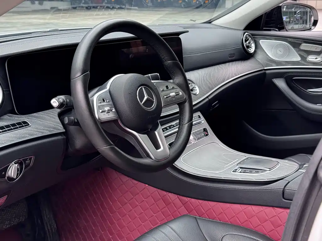 Mercedes-Benz CLS — миниатюра 8