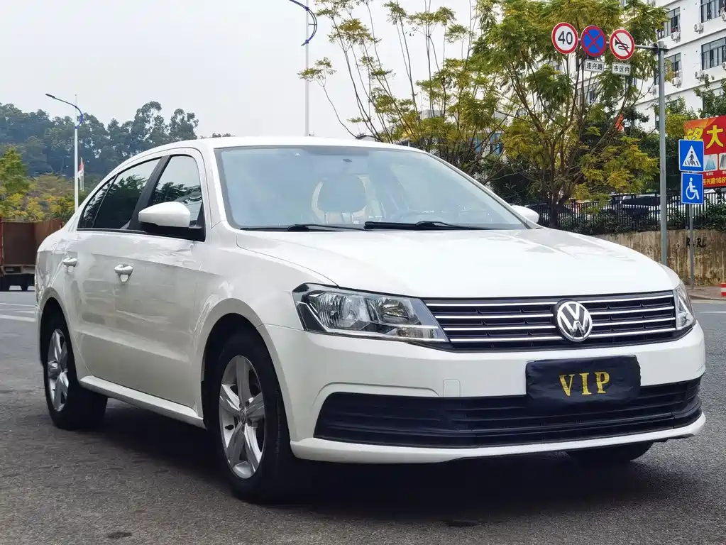 Volkswagen Lavida — миниатюра 3