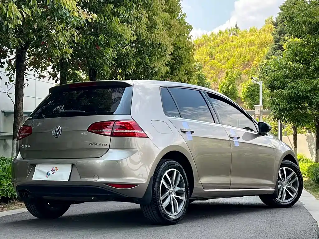 Volkswagen Golf — миниатюра 9