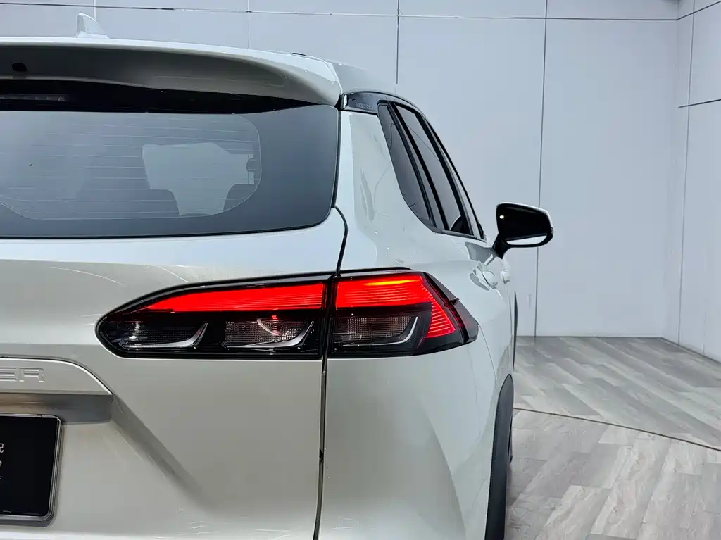 Toyota Frontlander 2023 2.0L CVT Luxury