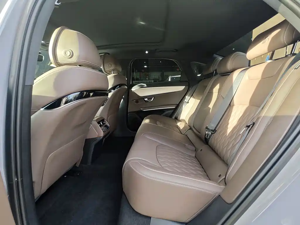 BYD Han 2025 DM-i Smart Drive 125KM