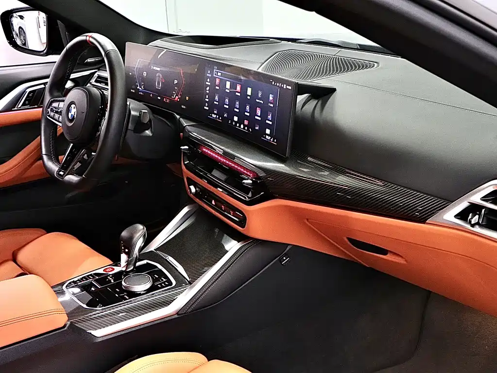 BMW M4 — миниатюра 13