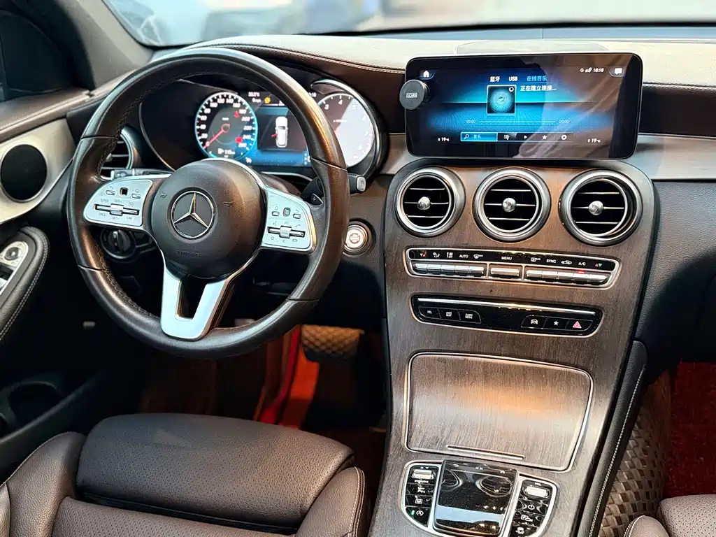 Mercedes-Benz GLC — миниатюра 8