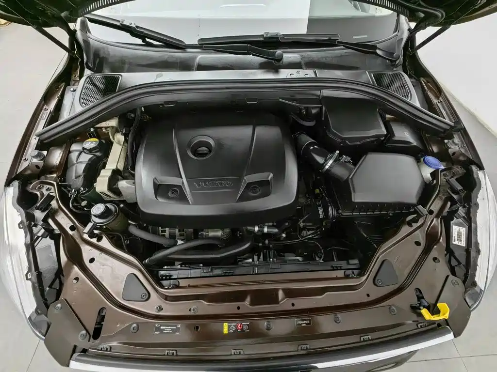 Volvo XC60 — миниатюра 6