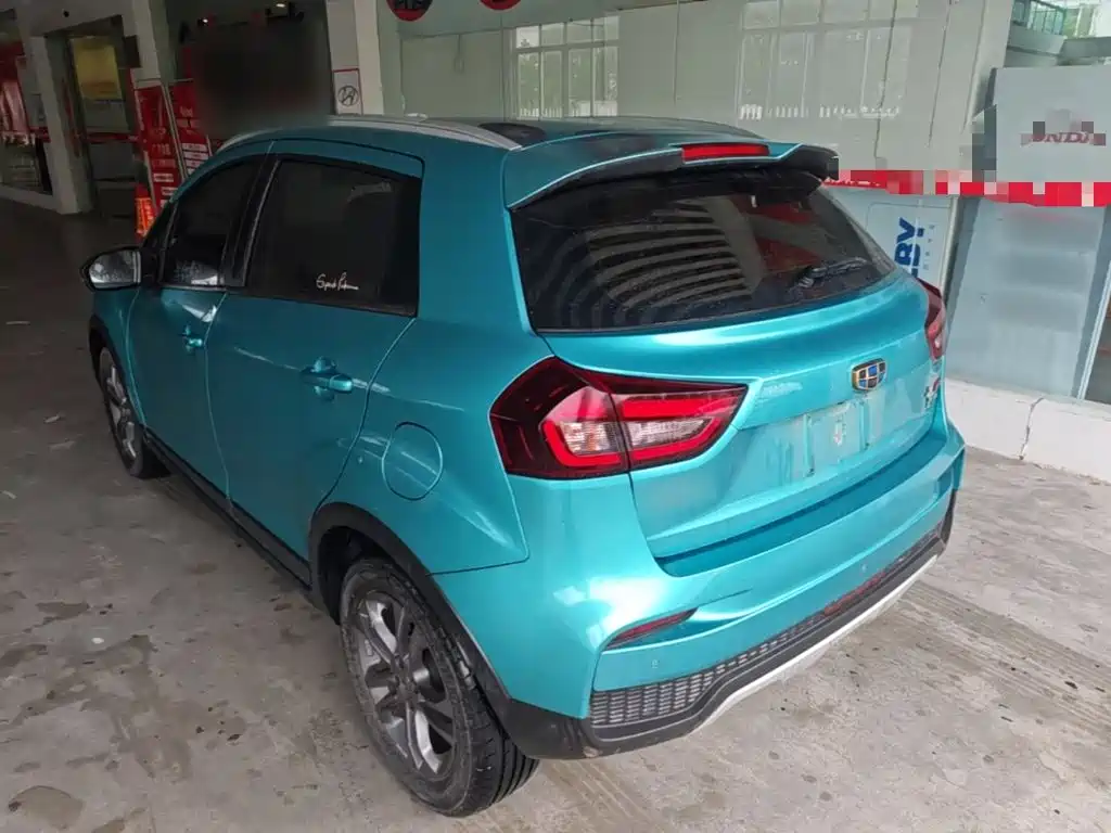 Geely Vision X3 — миниатюра 5