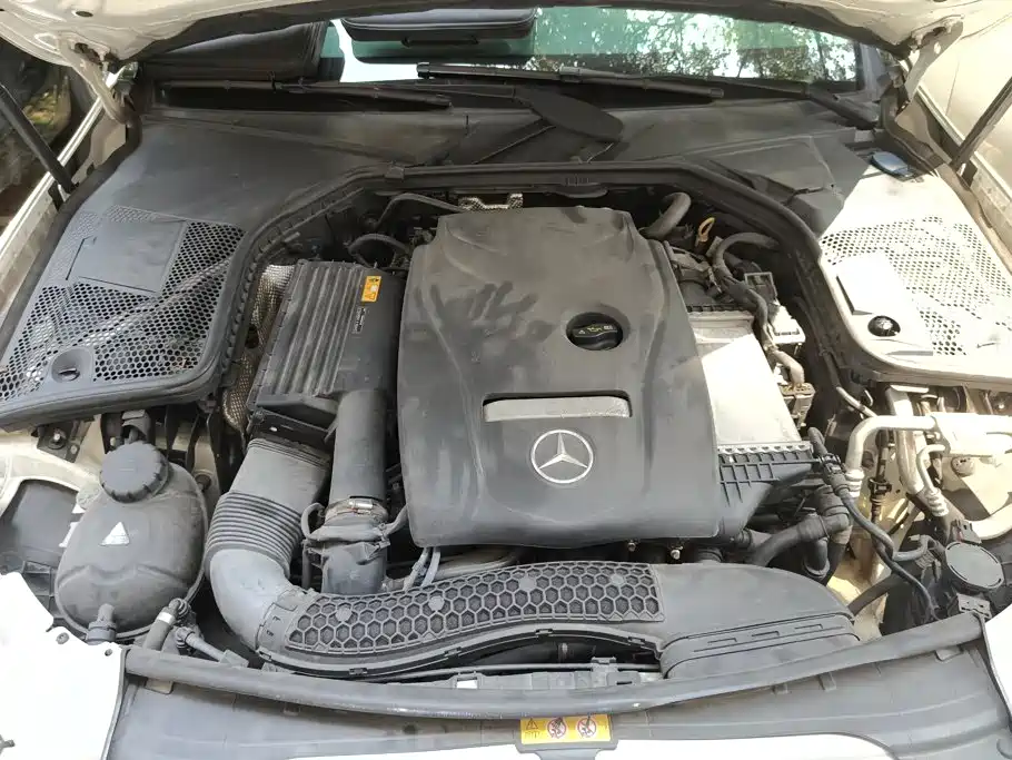 Mercedes-Benz C-Class — миниатюра 10