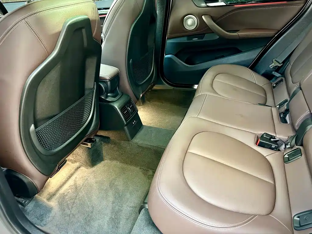 BMW X1 — миниатюра 8