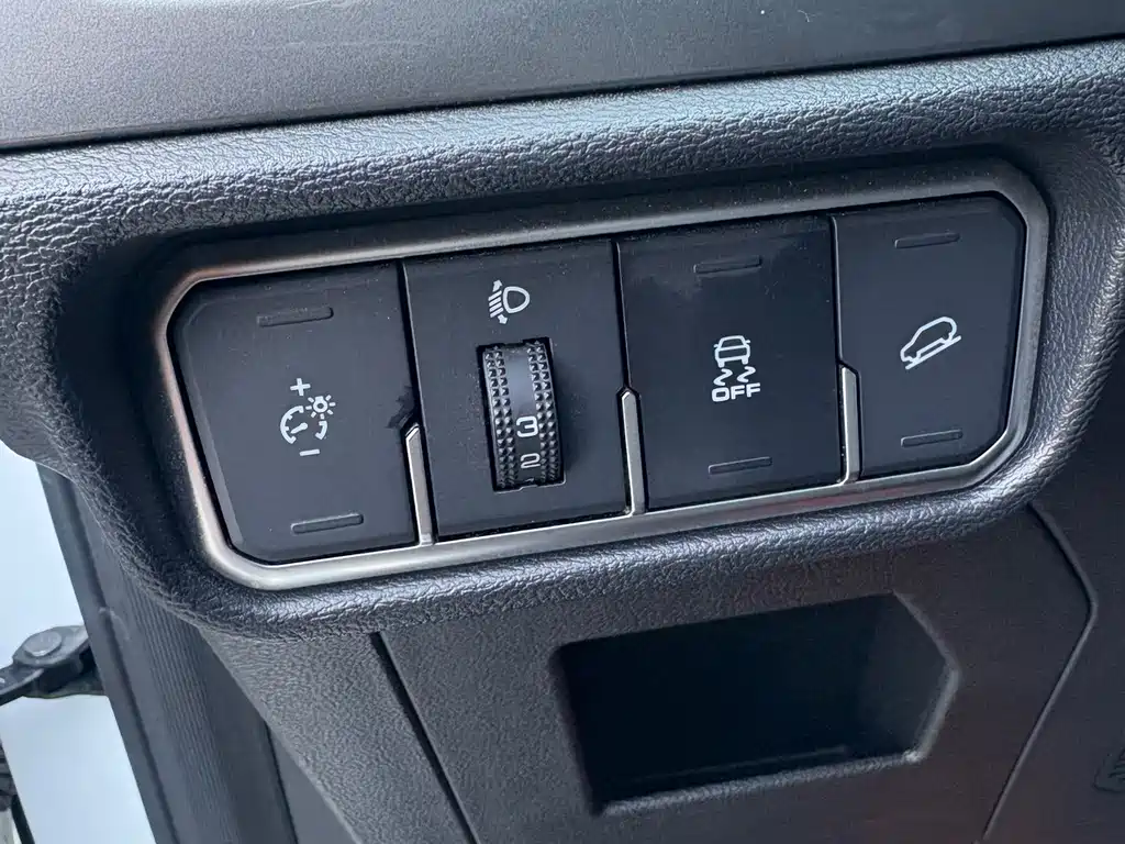 Haval H6 2023 — фото 13