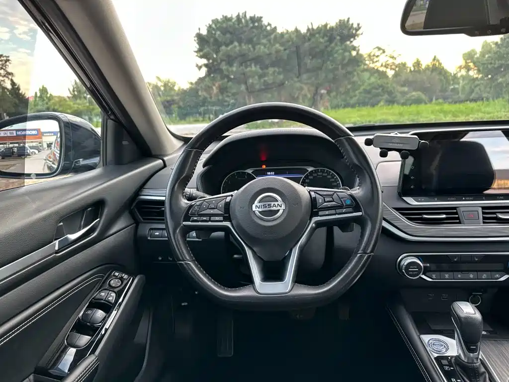 Nissan Teana — миниатюра 20