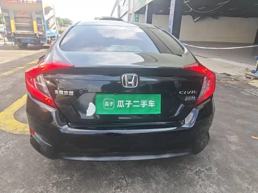 Honda Civic — миниатюра 6