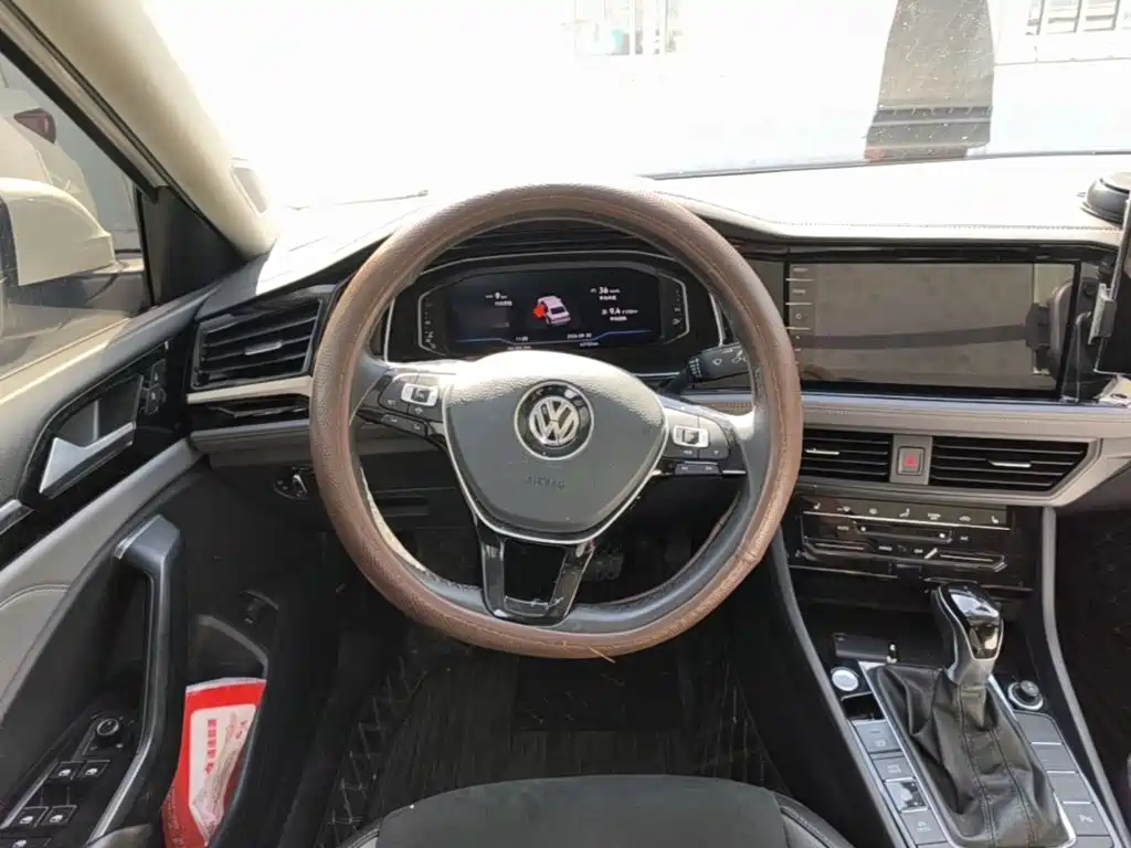 Volkswagen Sagitar — миниатюра 15