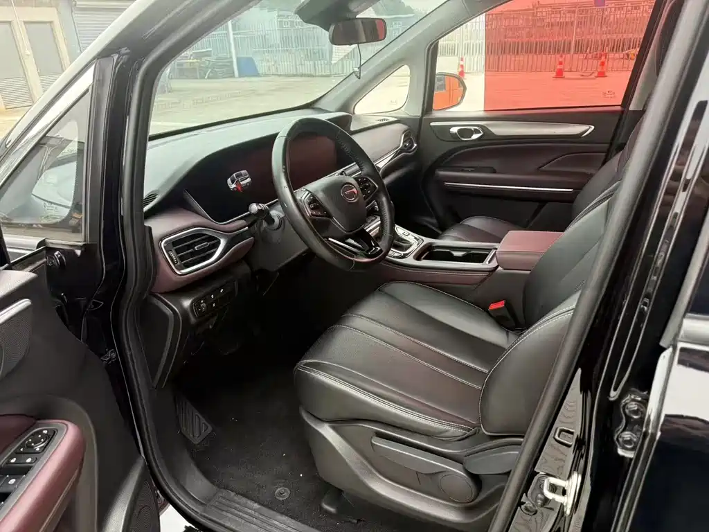 GAC Motor Trumpchi M6 — миниатюра 5