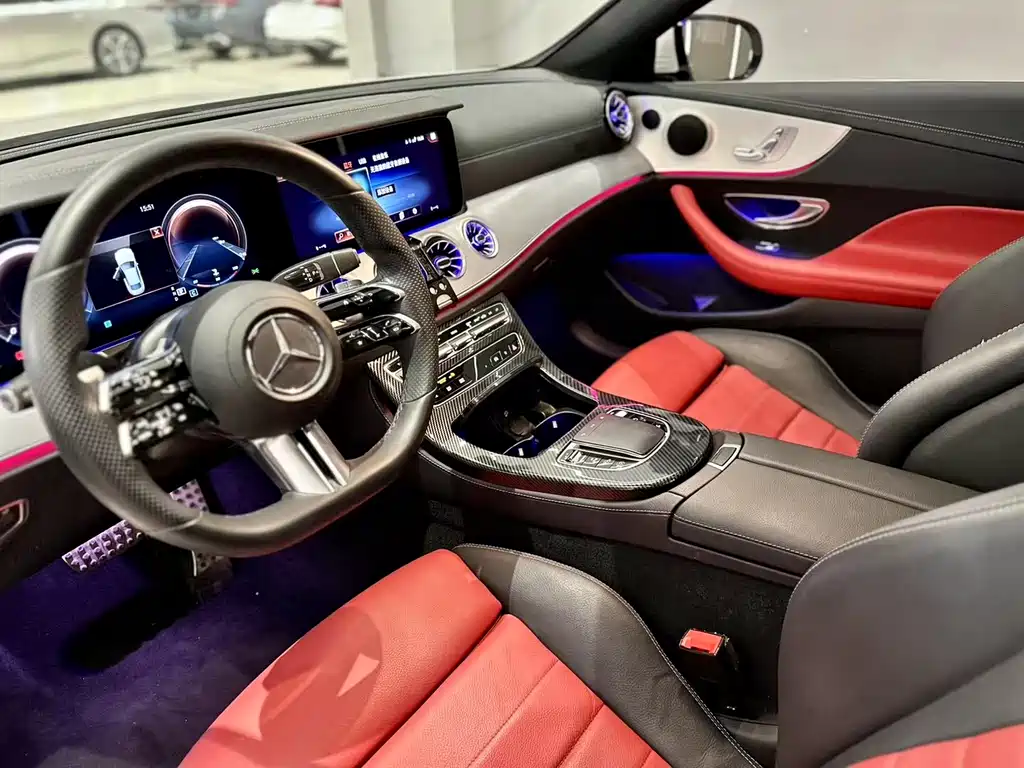 MERCEDES-BENZ E CLASS