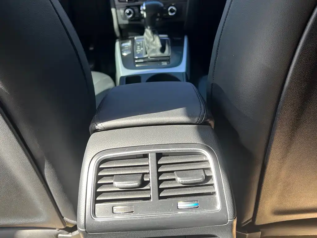 Audi A4L — миниатюра 13