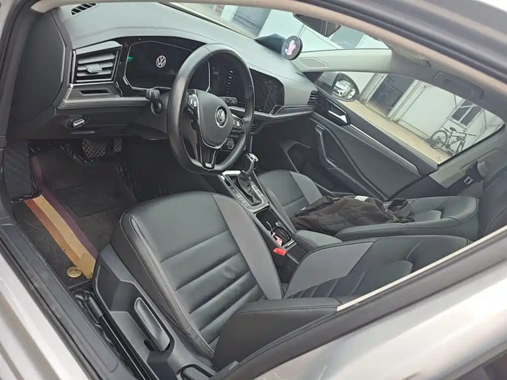 Volkswagen Sagitar — миниатюра 15