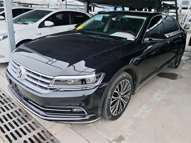 VOLKSWAGEN HUIANG