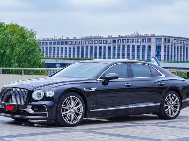 Bentley Flying Spur Hybrid