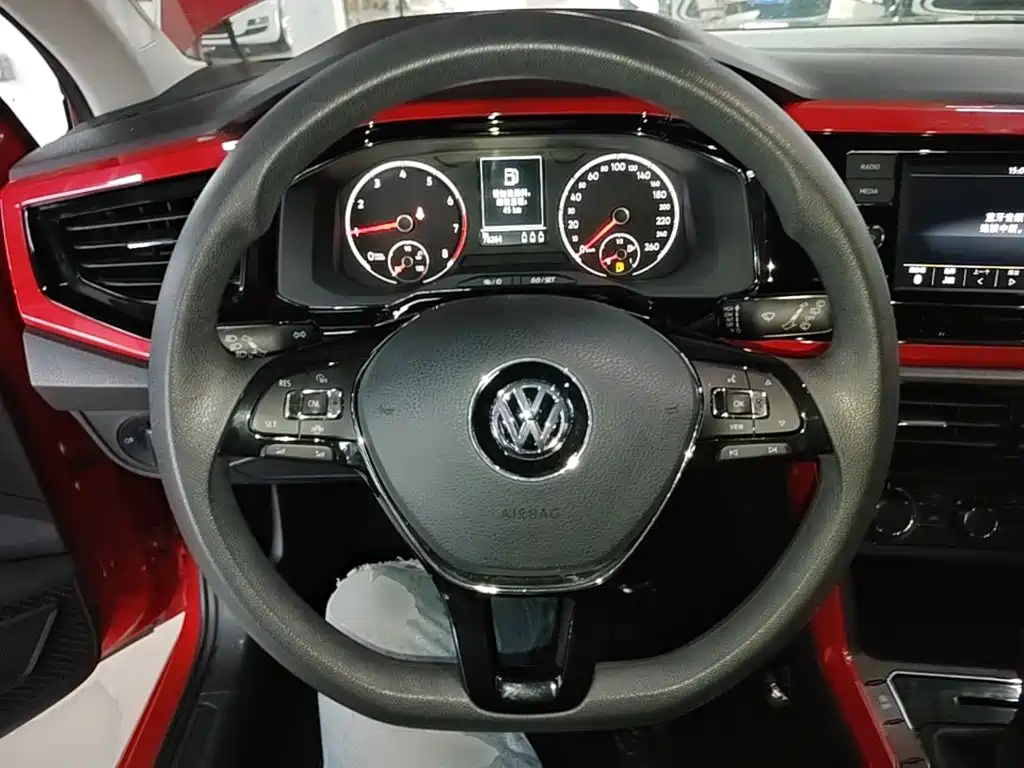 Volkswagen Polo — миниатюра 11
