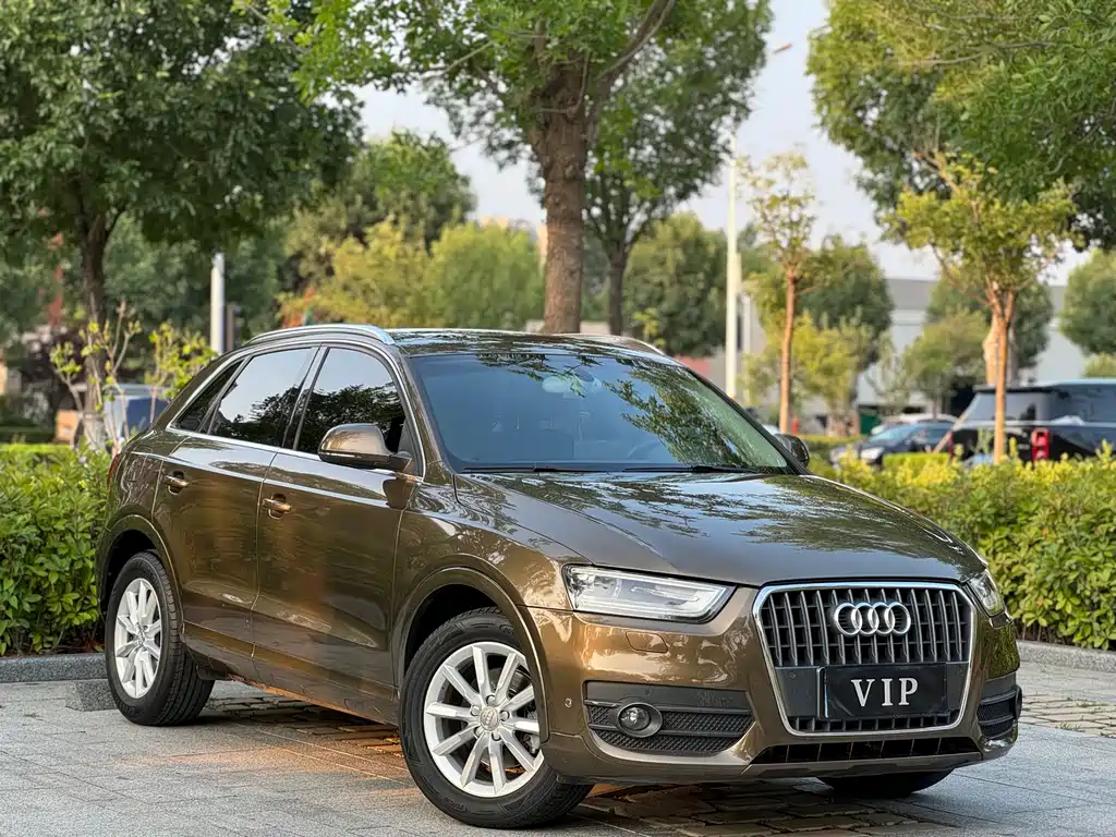 Audi Q3 (Import) — миниатюра 3
