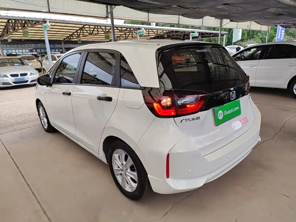 Honda Fit — миниатюра 5