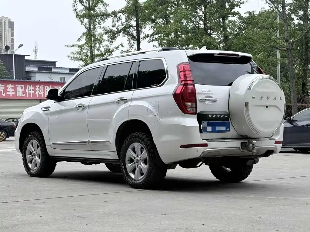 Haval H9 2017 2.0T Premium 5 мест