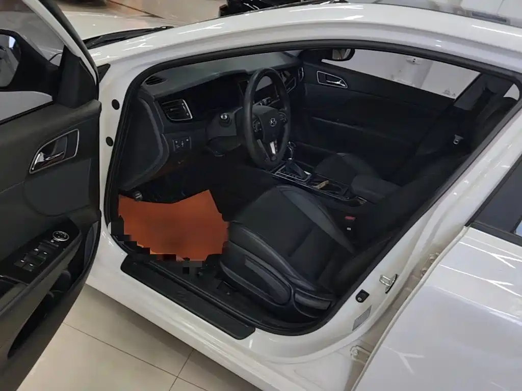 Hyundai Mistra — миниатюра 16
