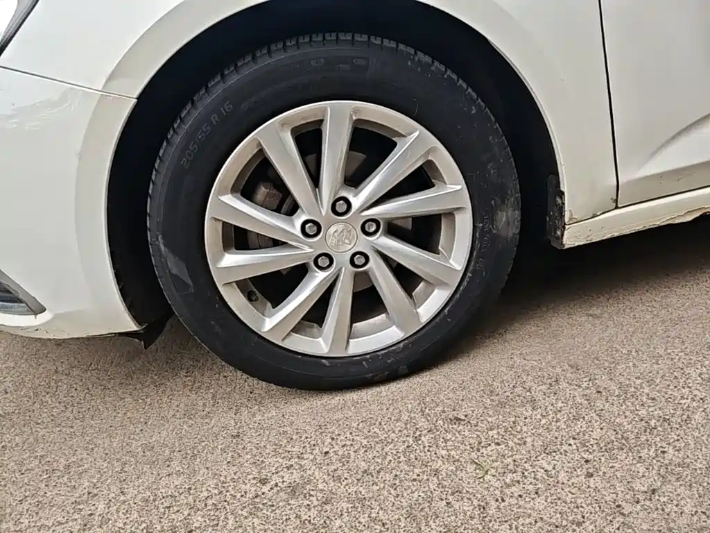 Buick Verano — миниатюра 23