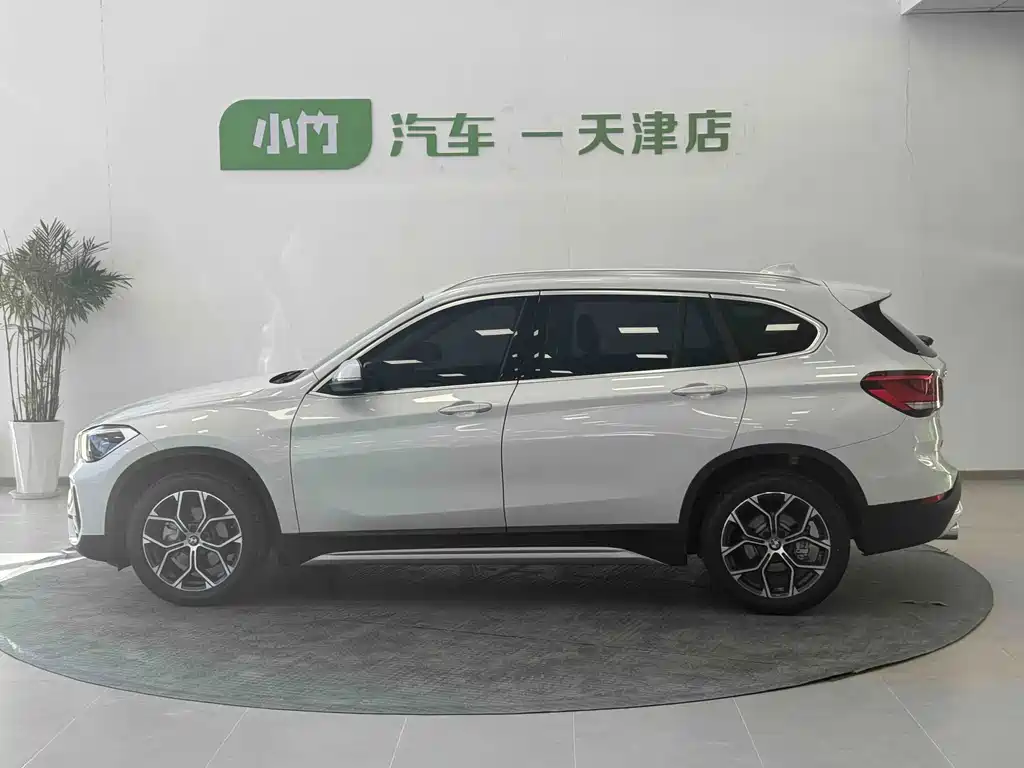 BMW X1 — миниатюра 3